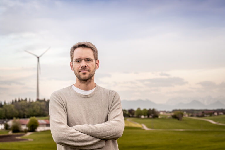 Wind und Sonne gehört die Zukunft, Atomkraft ist einfach nur von gestern